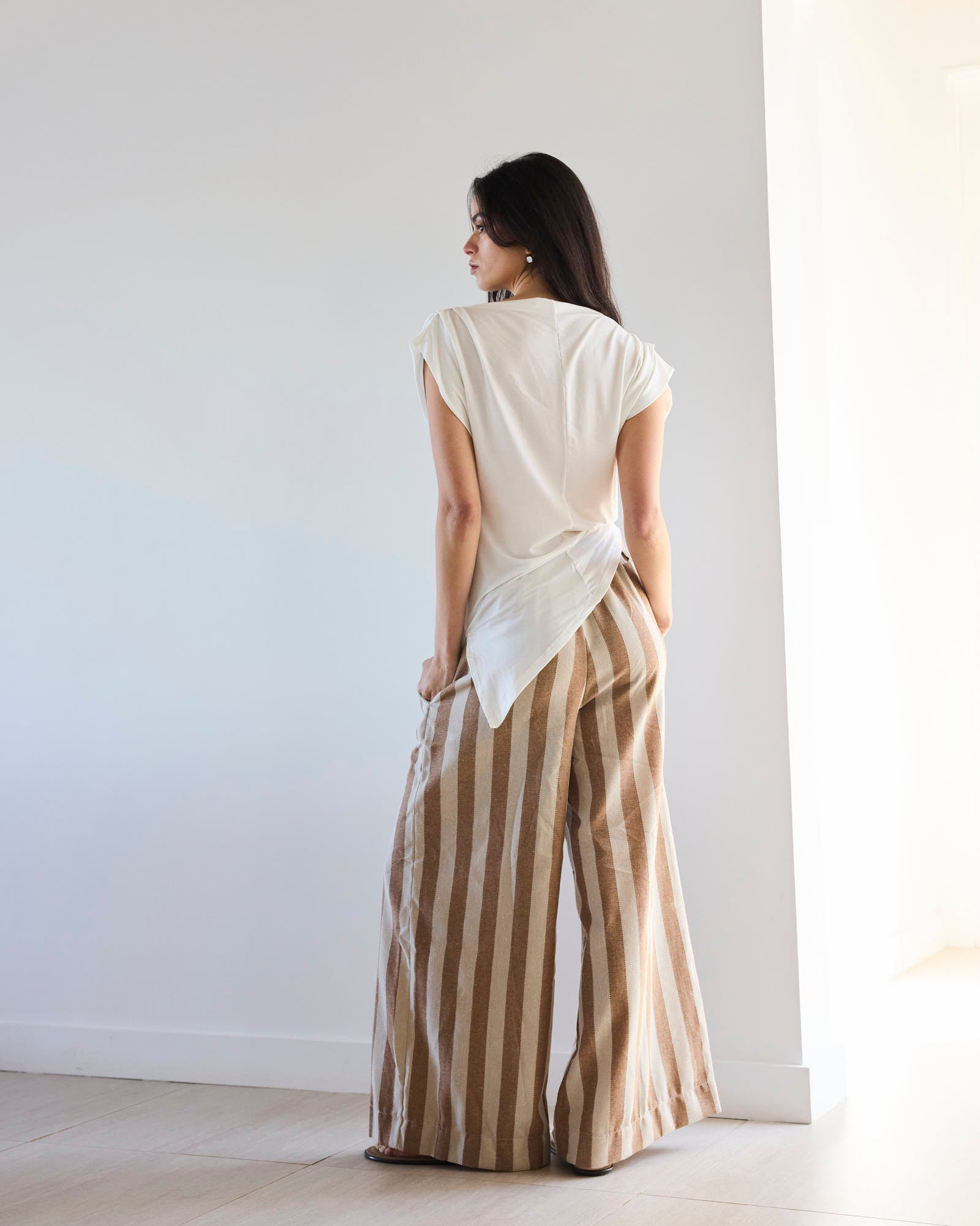 POLERA ASIMETRICA JOLIE BLANCA