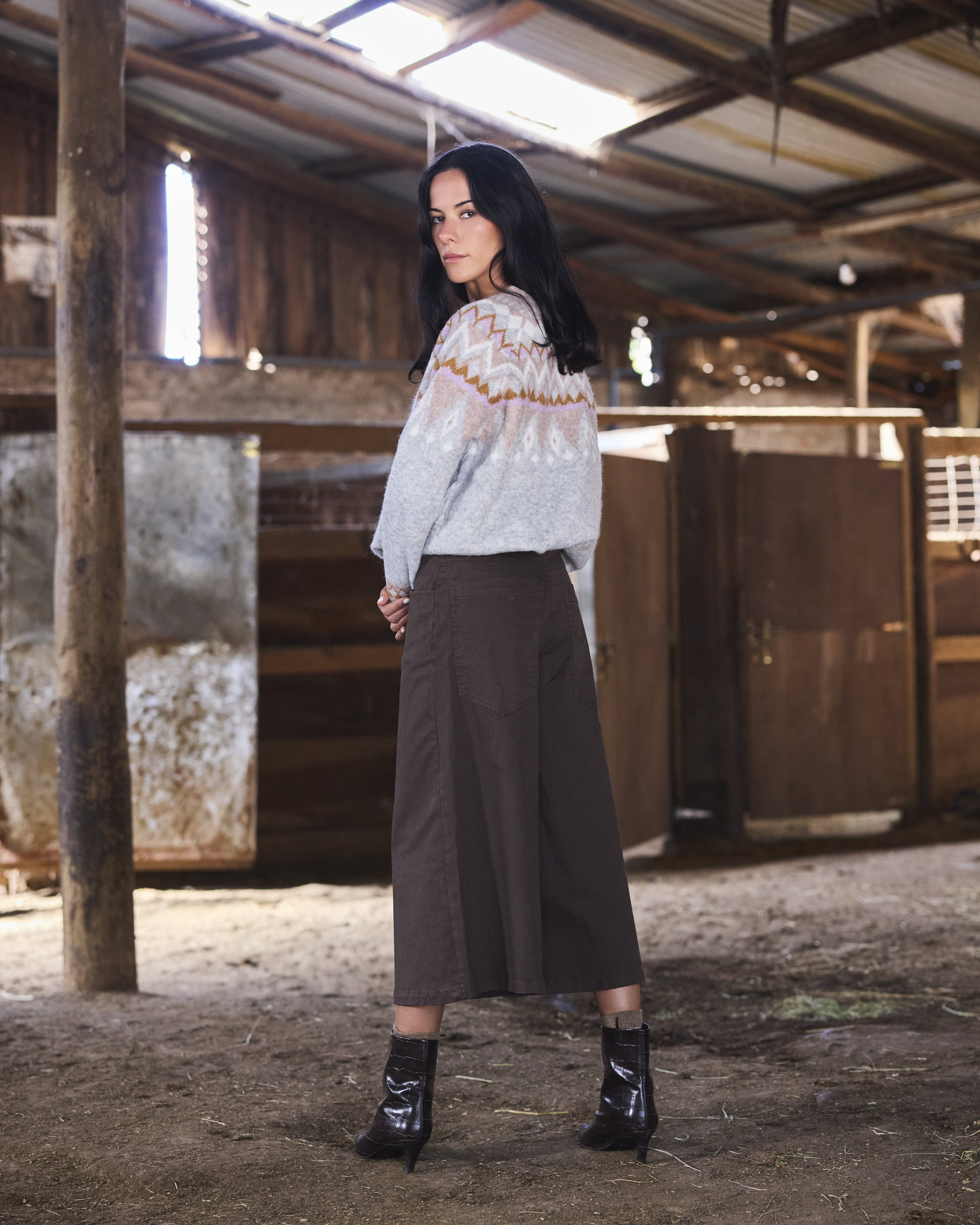 PANTALONES CAPRI