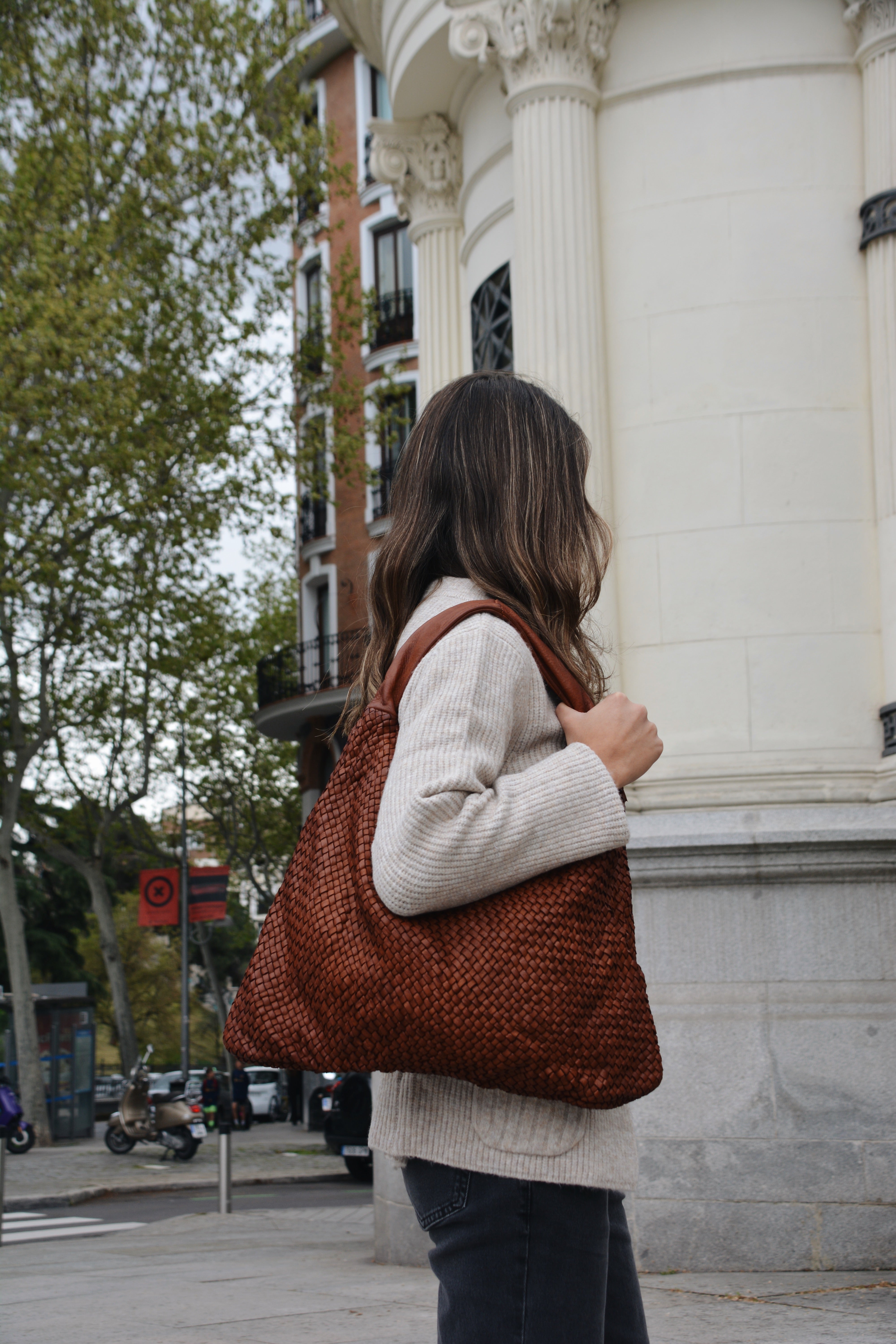 BOLSO TRENZADO SIENNA TOSTADO