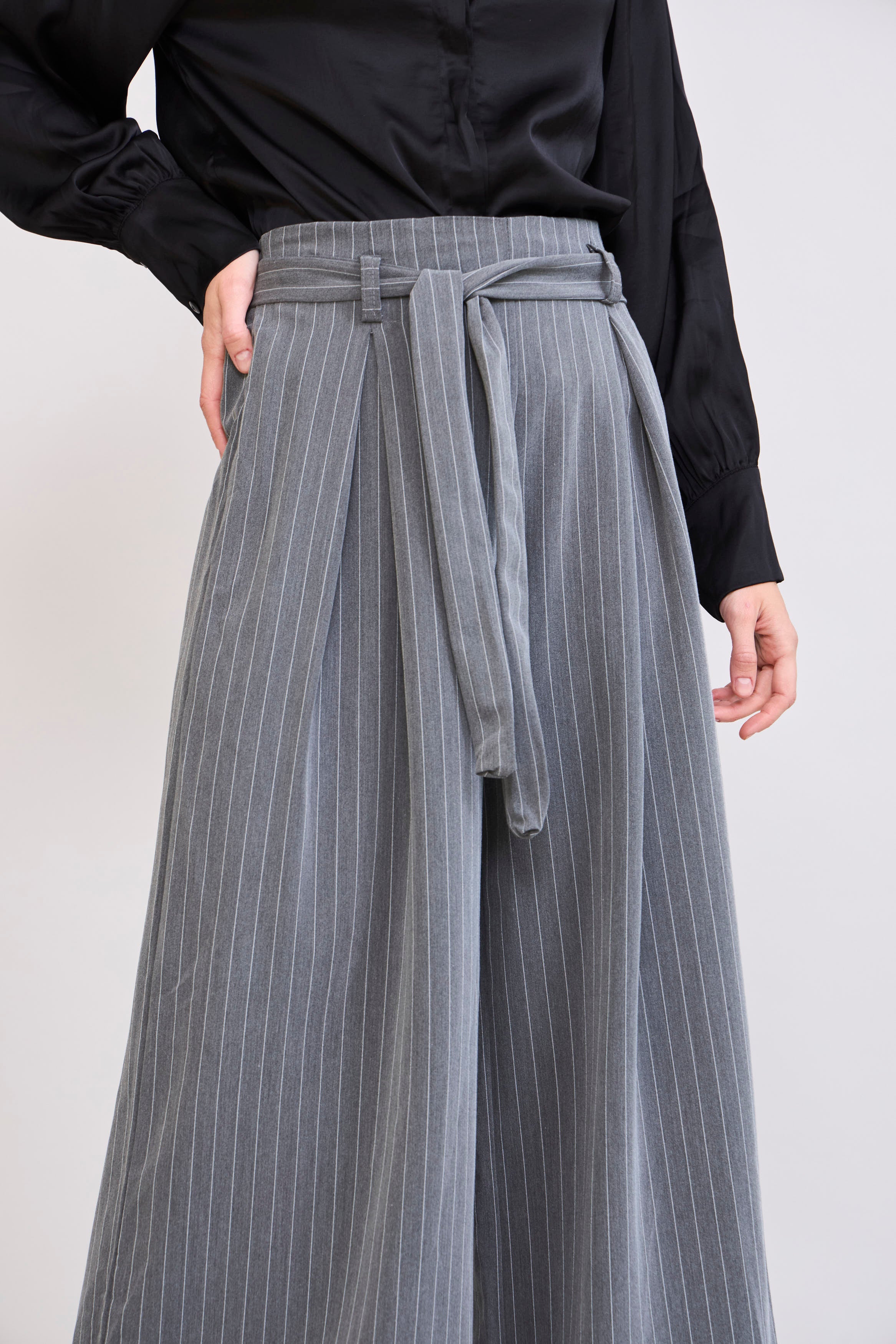 Pantalón Palazzo Gris